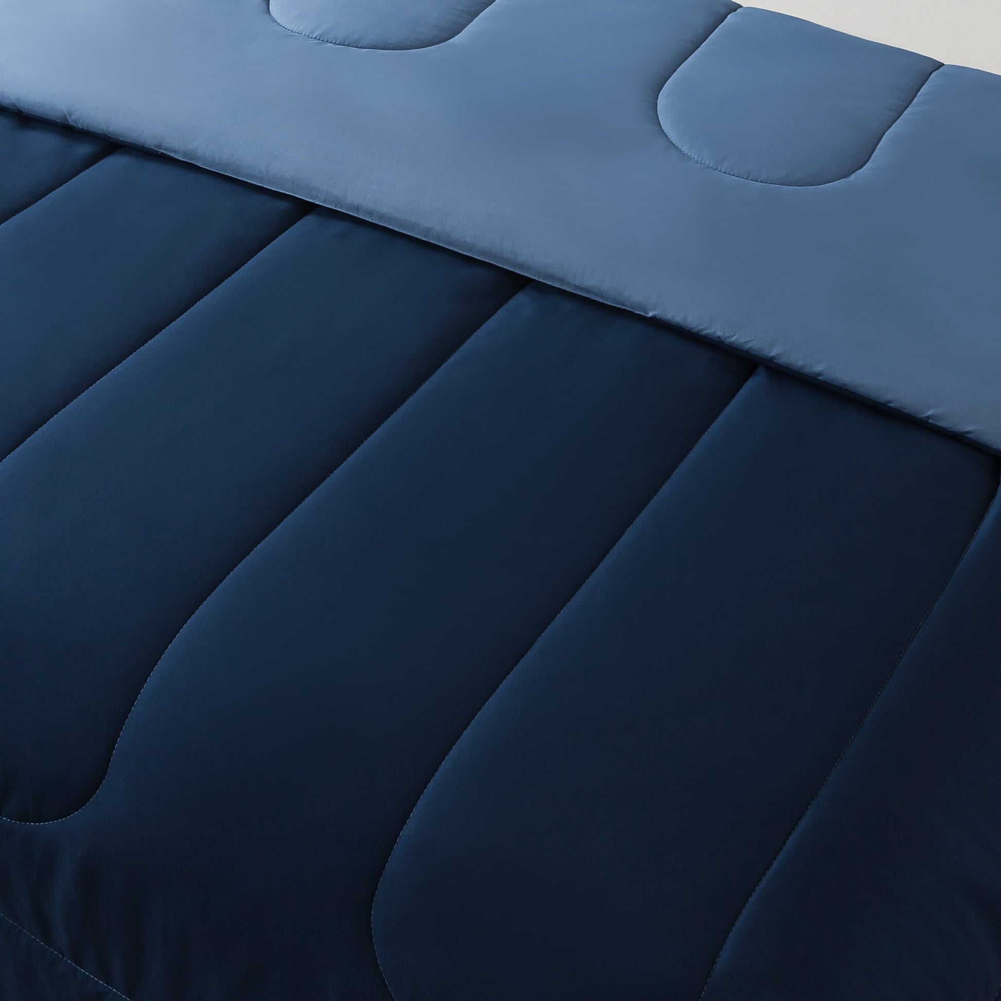 Reversible Microfiber Comforter